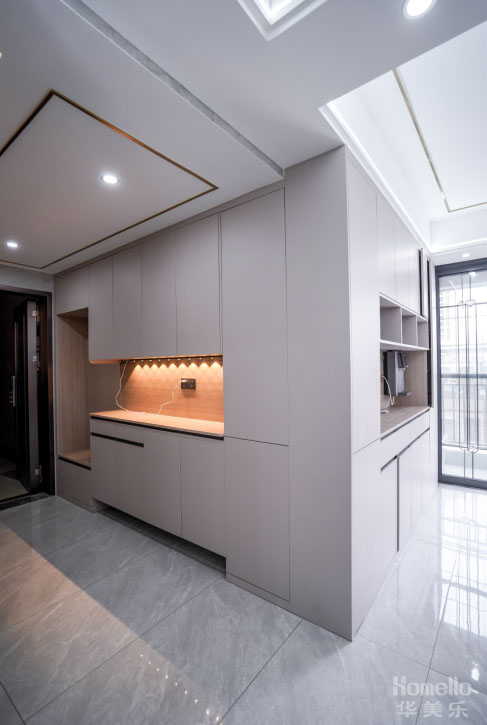 132㎡簡(jiǎn)約四居，客餐廳對(duì)稱(chēng)式設(shè)計(jì)，動(dòng)線自由寬闊，真的很舒適